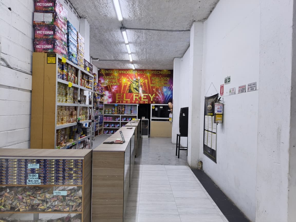 Tienda El Rey Pirotecnia - Medellín, foto 2